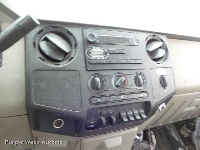 image for item DA5179 2008 Ford F550 Crew Cab truck cab and chassis