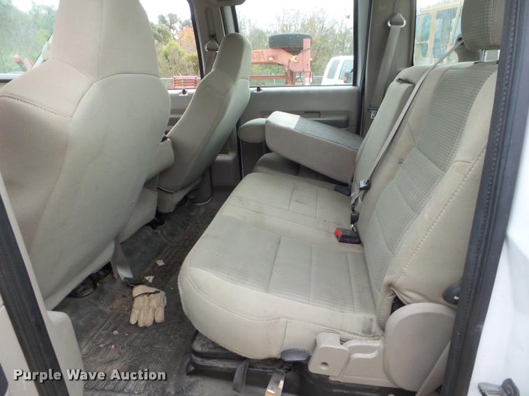 image for item DA5179 2008 Ford F550 Crew Cab truck cab and chassis