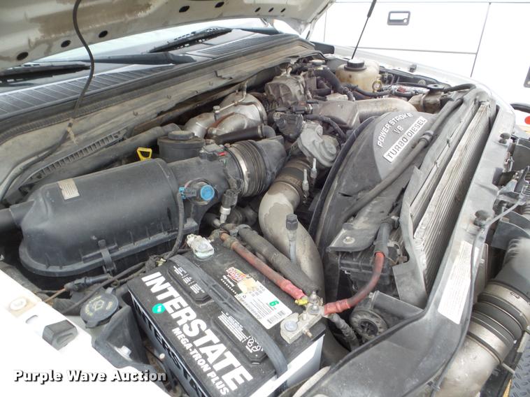 image for item DA5179 2008 Ford F550 Crew Cab truck cab and chassis