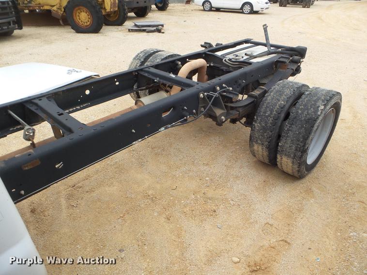 image for item DA5179 2008 Ford F550 Crew Cab truck cab and chassis