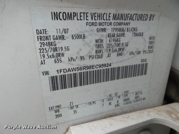 image for item DA5179 2008 Ford F550 Crew Cab truck cab and chassis