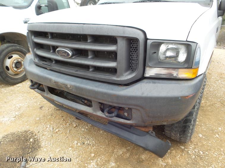 image for item DA5182 2004 Ford F250 Super Duty pickup truck