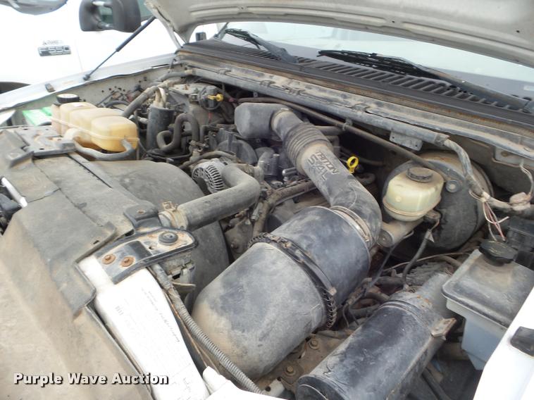 image for item DA5182 2004 Ford F250 Super Duty pickup truck