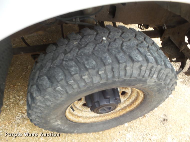 image for item DA5182 2004 Ford F250 Super Duty pickup truck