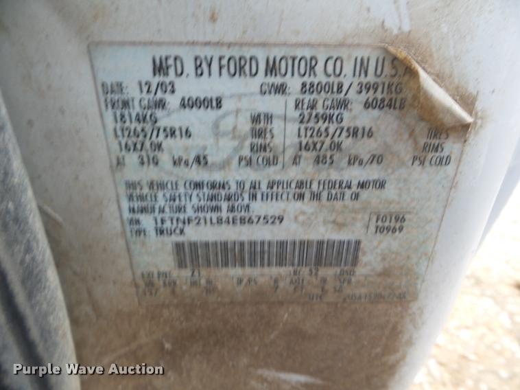 image for item DA5182 2004 Ford F250 Super Duty pickup truck