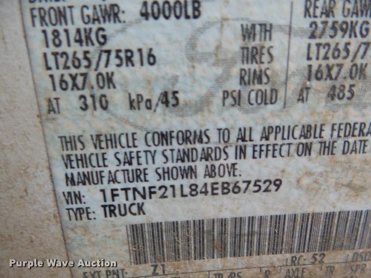 image for item DA5182 2004 Ford F250 Super Duty pickup truck