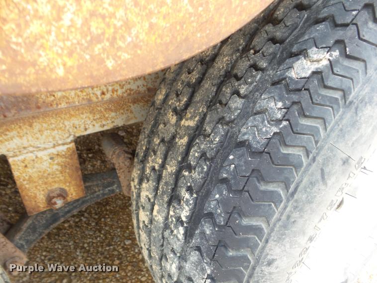 image for item DA5183 1998 Custom utility trailer