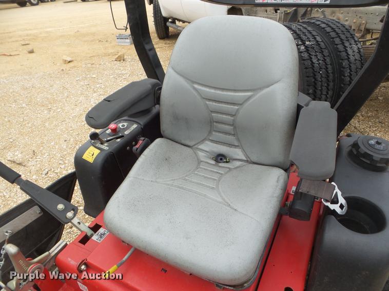 image for item DA5184 2010 Big Dog R series lawn mower