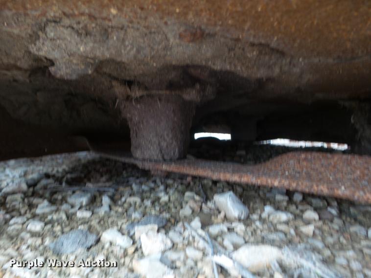 image for item DA5184 2010 Big Dog R series lawn mower