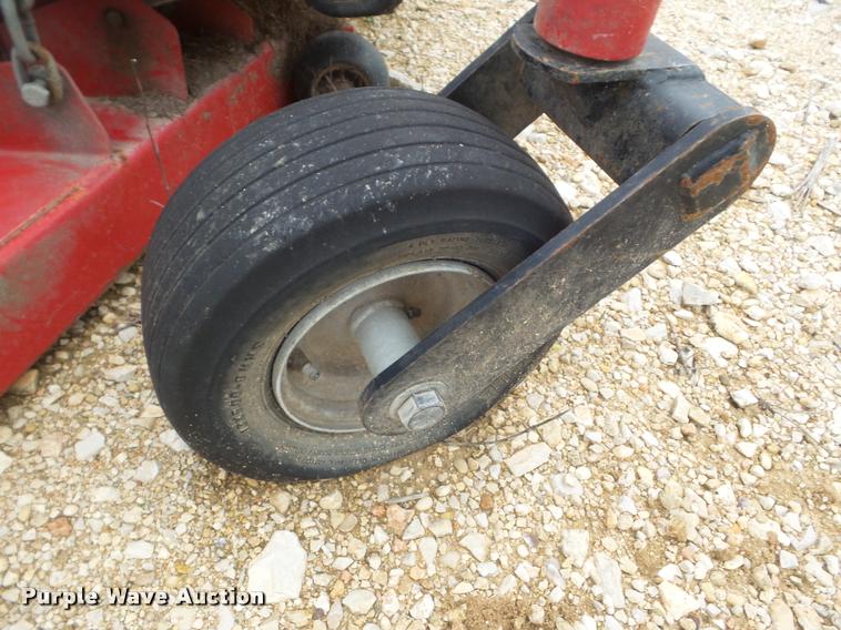 image for item DA5184 2010 Big Dog R series lawn mower