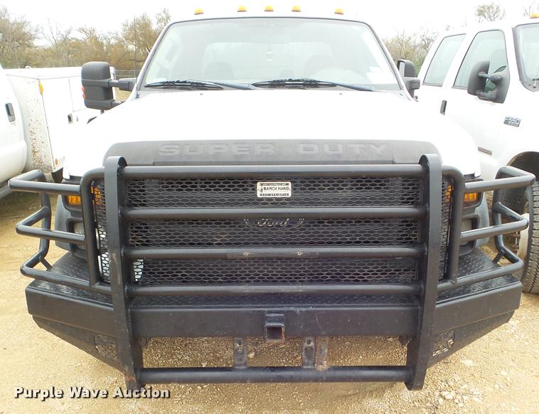 image for item DA5185 2009 Ford F550 Crew Cab truck cab and chassis