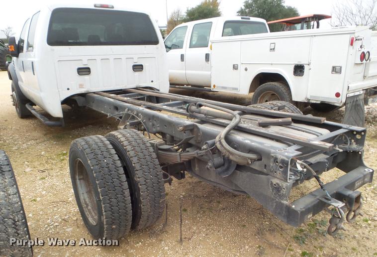 image for item DA5185 2009 Ford F550 Crew Cab truck cab and chassis