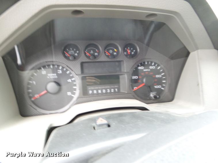 image for item DA5185 2009 Ford F550 Crew Cab truck cab and chassis