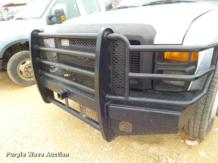 image for item DA5185 2009 Ford F550 Crew Cab truck cab and chassis