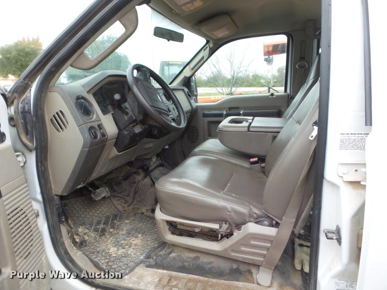 image for item DA5186 2008 Ford F550 Crew Cab utility truck