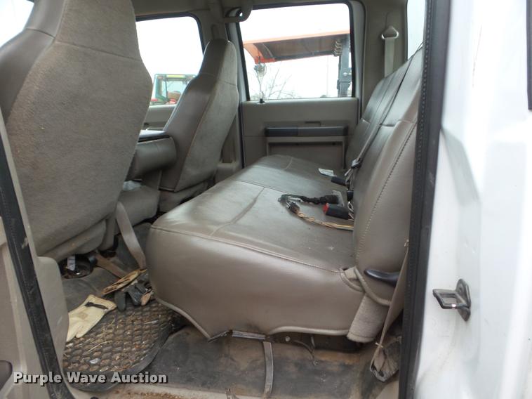 image for item DA5186 2008 Ford F550 Crew Cab utility truck