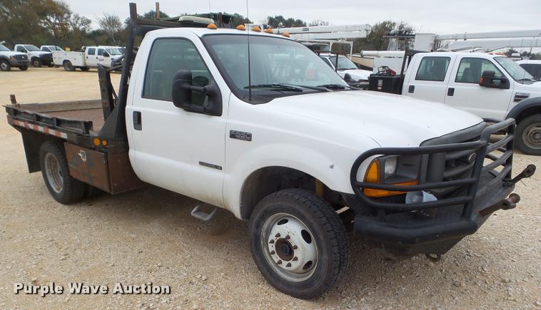 image for item DA5187 2001 Ford F550 flatbed truck