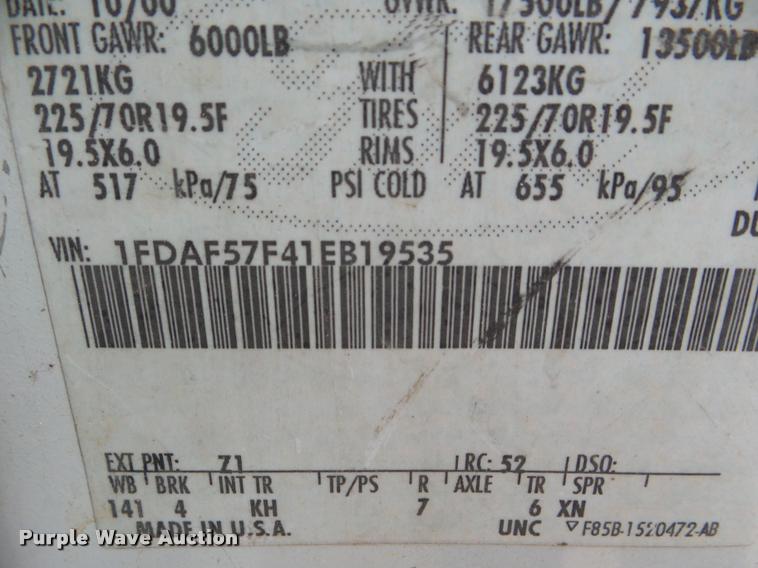 image for item DA5187 2001 Ford F550 flatbed truck