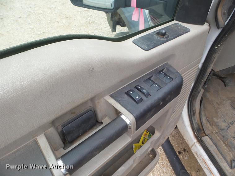 image for item DA5188 2008 Ford F450 Super Duty Crew Cab flatbed truck