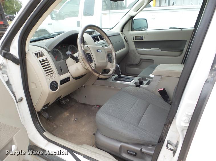 image for item DA5190 2009 Ford Escape Hybrid SUV