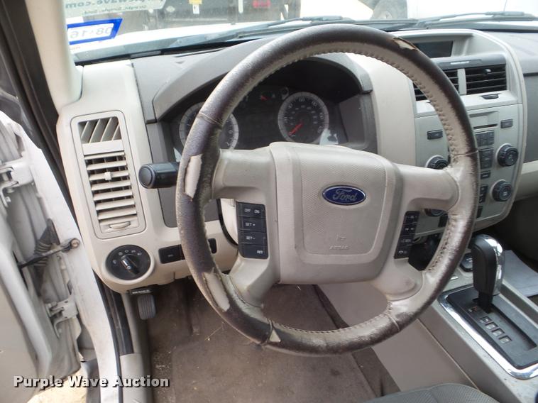 image for item DA5190 2009 Ford Escape Hybrid SUV