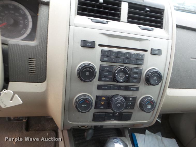 image for item DA5190 2009 Ford Escape Hybrid SUV