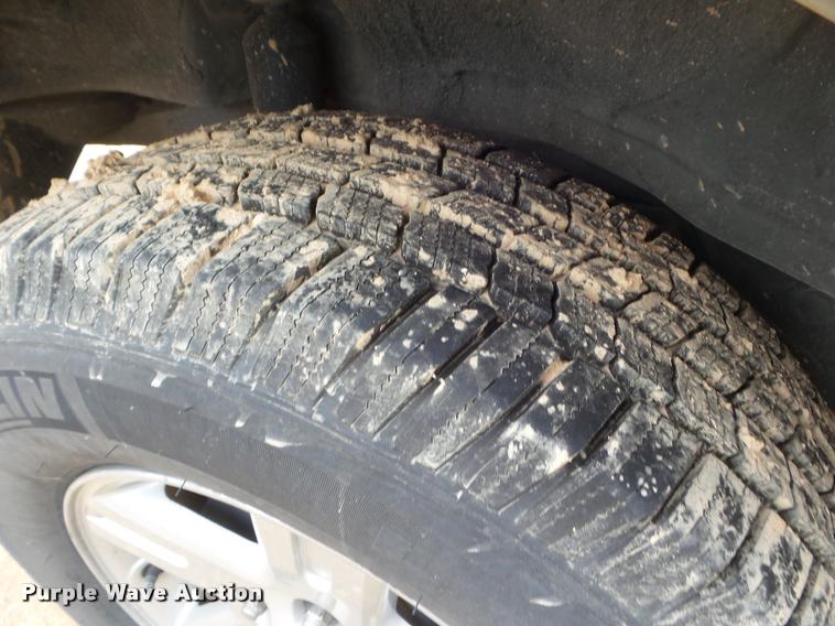 image for item DA5190 2009 Ford Escape Hybrid SUV