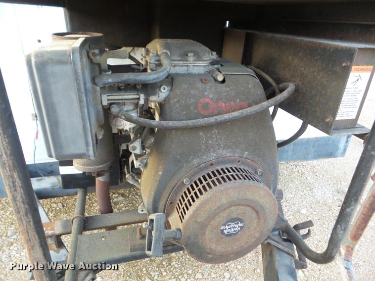 image for item DA5193 1990 Wells Cargo enclosed cargo trailer with generator