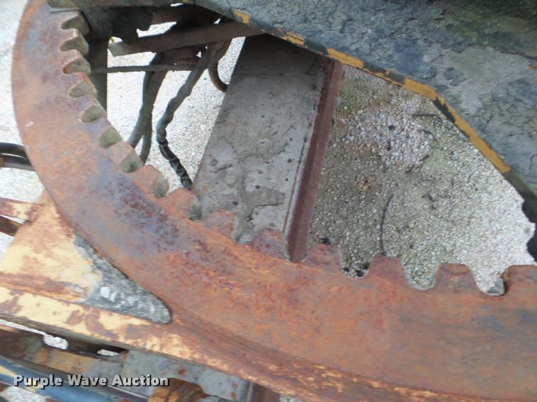 image for item DA5194 1987 Mitsubishi MG400 motor grader