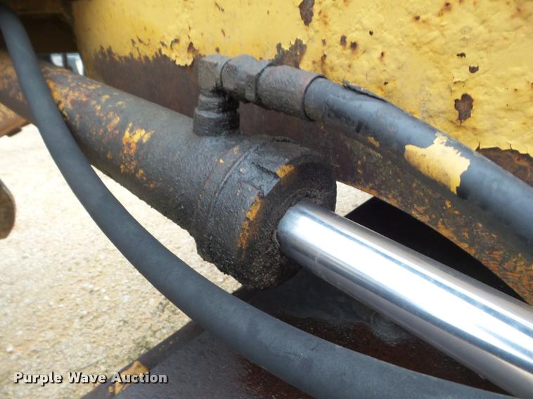 image for item DA5194 1987 Mitsubishi MG400 motor grader