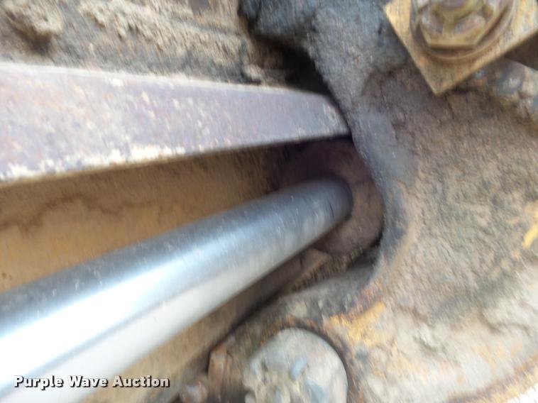 image for item DA5194 1987 Mitsubishi MG400 motor grader