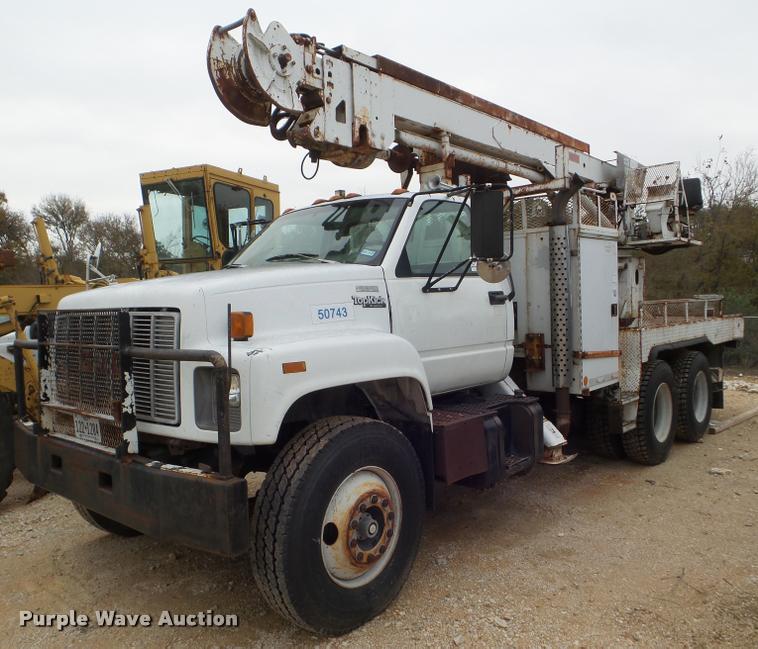 image for item DA5195 1995 GMC TopKick digger derrick truck