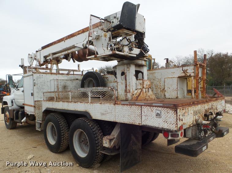 image for item DA5195 1995 GMC TopKick digger derrick truck