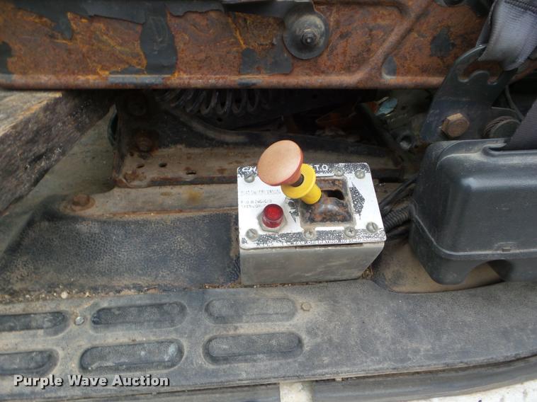 image for item DA5195 1995 GMC TopKick digger derrick truck