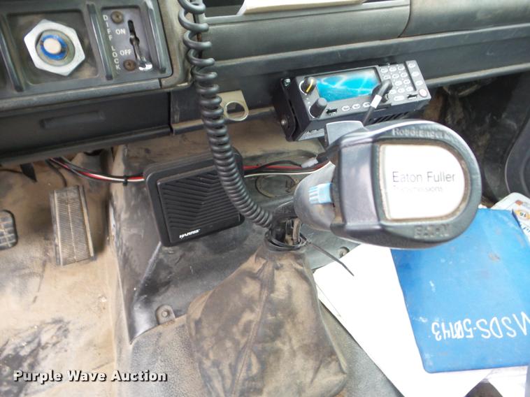 image for item DA5195 1995 GMC TopKick digger derrick truck