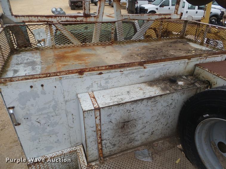 image for item DA5195 1995 GMC TopKick digger derrick truck