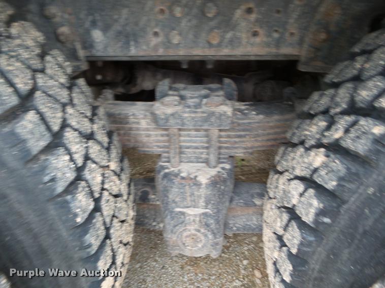 image for item DA5195 1995 GMC TopKick digger derrick truck