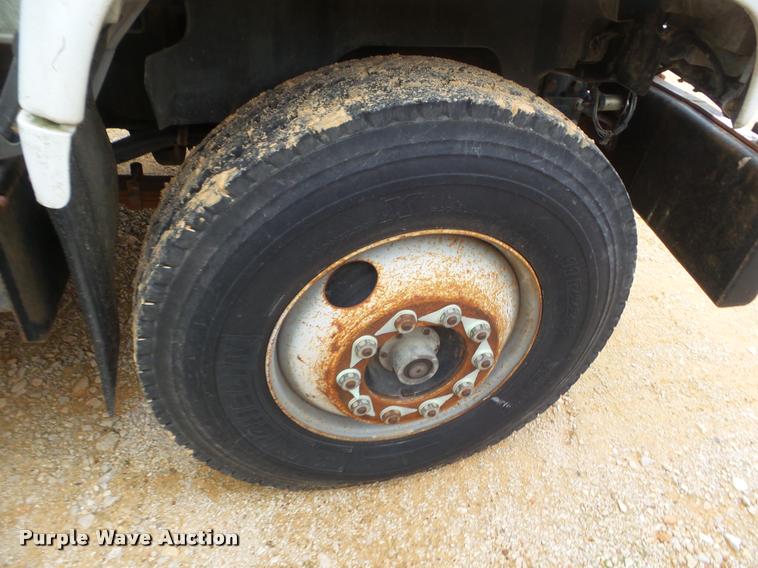 image for item DA5195 1995 GMC TopKick digger derrick truck