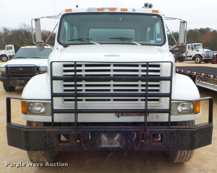image for item DA5196 1999 International 4700 utility truck
