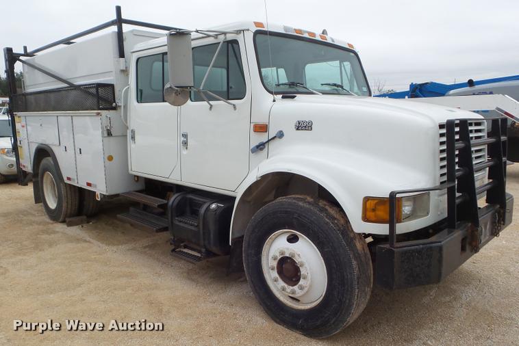 image for item DA5196 1999 International 4700 utility truck