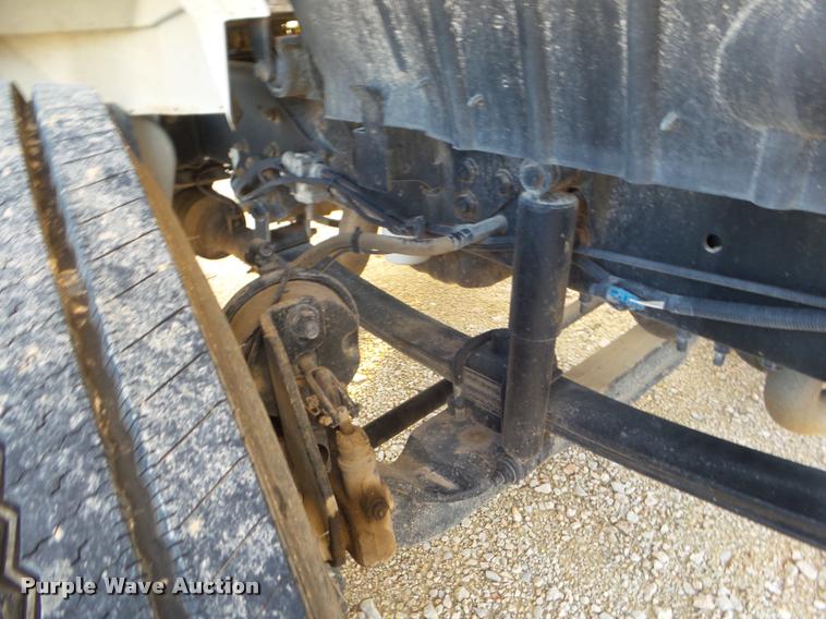 image for item DA5197 2008 International 7400 truck chassis
