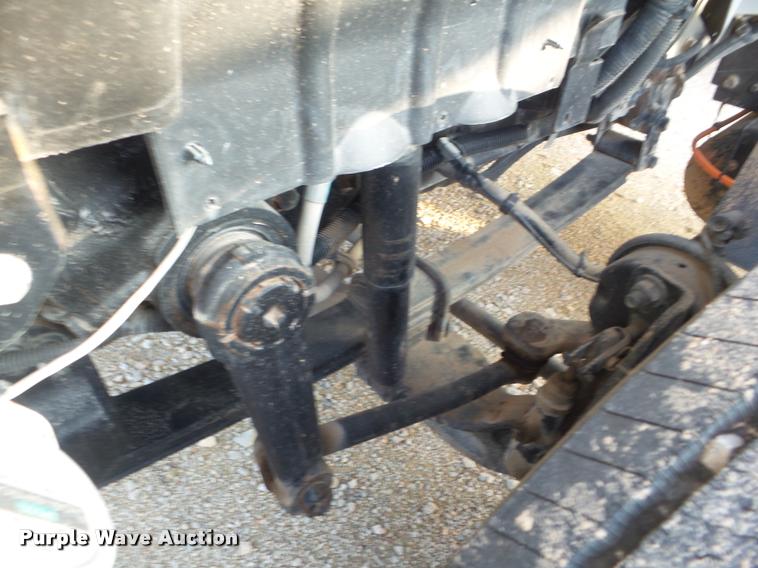 image for item DA5197 2008 International 7400 truck chassis