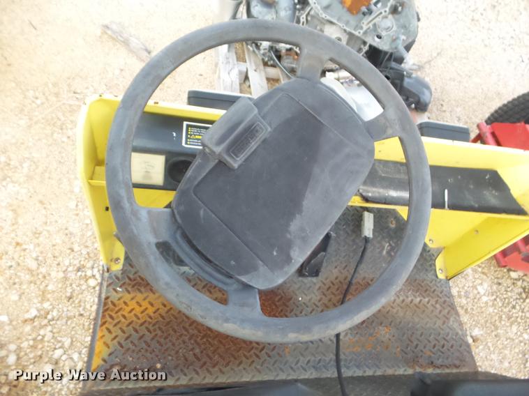 image for item DA5200 1995 Ez-go X1875 utility golf cart