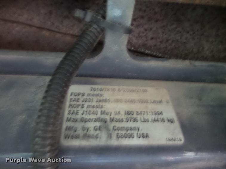 image for item DA5203 2004 Gehl SL7810 DXT skid steer