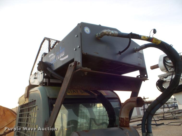 image for item DA5203 2004 Gehl SL7810 DXT skid steer