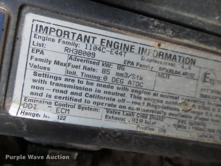 image for item DA5203 2004 Gehl SL7810 DXT skid steer