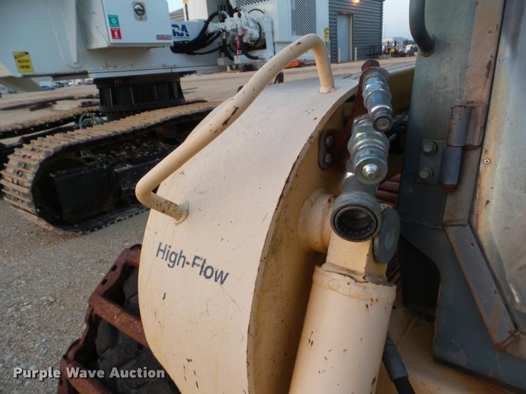 image for item DA5203 2004 Gehl SL7810 DXT skid steer