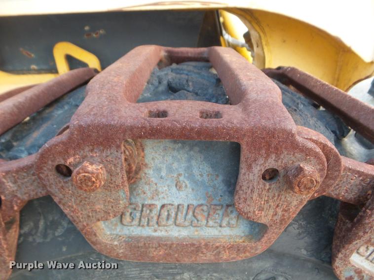 image for item DA5203 2004 Gehl SL7810 DXT skid steer