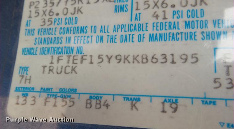 image for item DA5216 1989 Ford F150 pickup truck