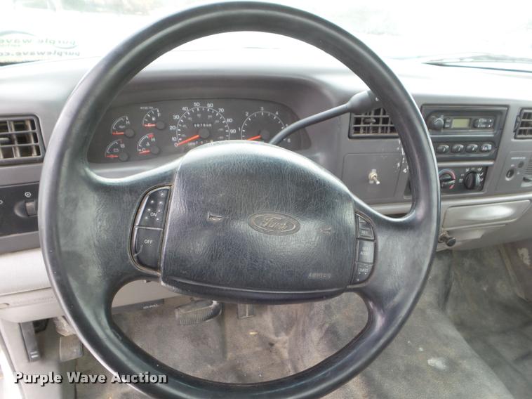 image for item DA5217 2001 Ford F350 Super Duty utility truck